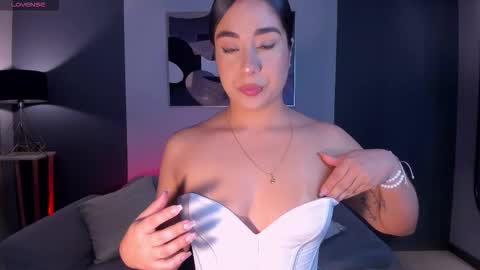 Sussy Bell online show from October 2025 08:28:02 PM