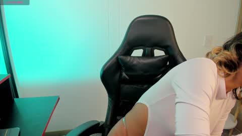 Sussy online show from December 2024 06:22:02 PM