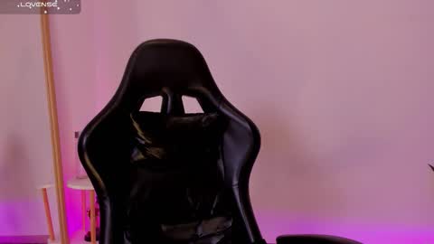 Sussy online show from September 2025 08:42:02 PM