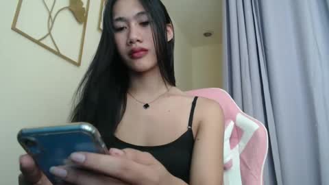 susie online show from October 2025 06:42:02 AM