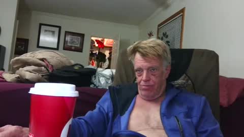 Snapshot of suttond4858 chatting on January 2025 07:11:02 AM suttond4858 online show from January 2025 07:11:02 AM