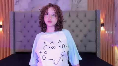 Snapshot of suxan_white chatting on September 2025 11:21:02 AM suxan_white online show from September 2025 11:21:02 AM