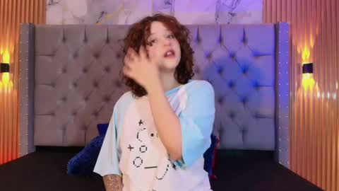 Snapshot of suxan_white chatting on September 2025 11:33:02 AM suxan_white online show from September 2025 11:33:02 AM