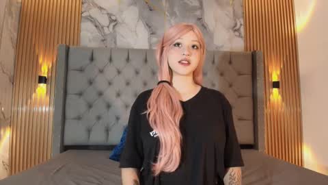 Snapshot of suxan_white chatting on September 2025 12:10:01 PM suxan_white online show from September 2025 12:10:01 PM