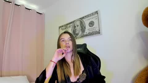 suzan__cooper2 online show from June 2026 05:06:02 PM