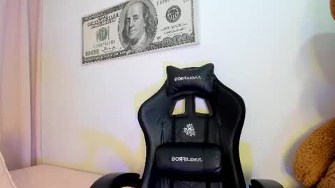 suzan__cooper2 online show from June 2026 11:16:02 PM