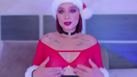 Susan  online show from December 2024 12:52:01 AM