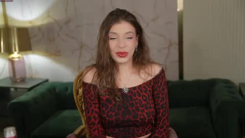 Suzan online show from April 2026 09:06:01 PM