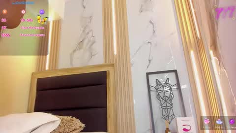 S U Z E T  online show from March 2026 01:16:02 PM