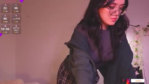 Snapshot of suzumi_ chatting on October 2025 05:16:02 AM Jadde online show from October 2025 05:16:02 AM