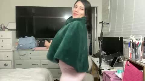 Suzy online show from January 2026 05:21:02 AM