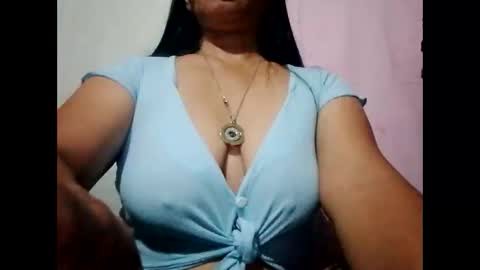 suzzie_hot online show from January 2025 08:34:02 PM