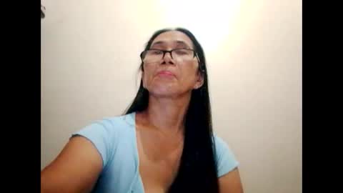 suzzie_hot online show from February 2025 03:01:02 PM