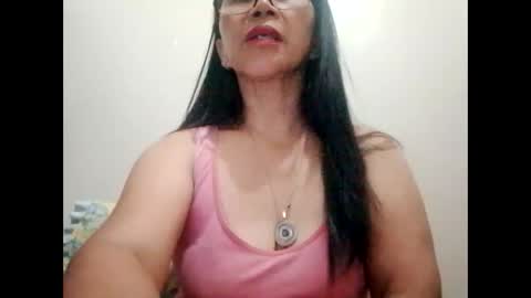 suzzie_hot online show from February 2025 09:47:02 PM