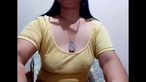 suzzie_hot online show from March 2025 09:40:02 PM