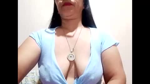 suzzie_hot online show from March 2025 08:34:01 PM