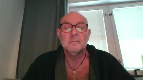 svenskdaddy online show from December 2024 07:49:02 AM