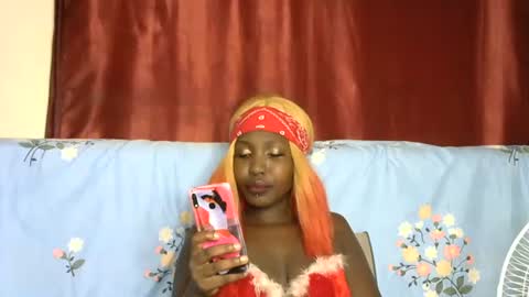 Snapshot of swagg_rasta chatting on January 2025 10:01:01 PM swagg rasta online show from January 2025 10:01:01 PM