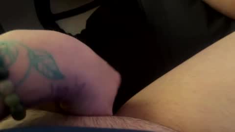 Snapshot of swallowme2121 chatting on December 2024 05:40:01 AM Swallow me online show from December 2024 05:40:01 AM