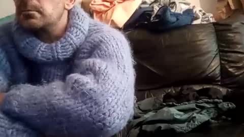 sweaterboy666 online show from November 2025 10:26:02 AM