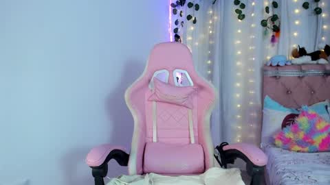 Daniela age 21 online show from April 2026 02:14:01 AM