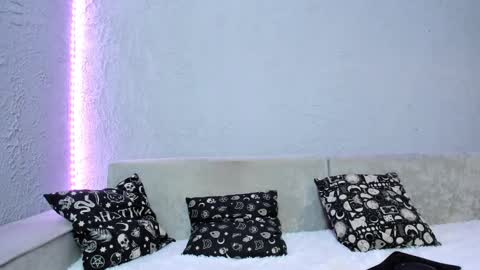 Luna Ootsutsuki online show from December 2024 04:42:01 AM