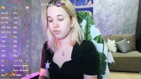 Snapshot of sweeet_bee chatting on December 2024 01:53:02 AM Melisa online show from December 2024 01:53:02 AM