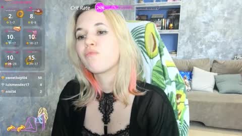 Snapshot of sweeet_bee chatting on March 2025 10:46:01 AM Melisa online show from March 2025 10:46:01 AM