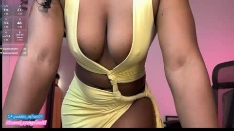 Snapshot of sweer_oshun chatting on October 2025 03:23:02 PM Evangeline online show from October 2025 03:23:02 PM