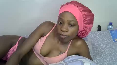 Snapshot of sweest_caster chatting on May 2026 12:05:01 AM Sweetest doll online show from May 2026 12:05:01 AM