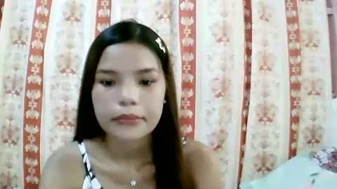 Snapshot of sweet01pinay chatting on May 2026 06:32:03 AM sweet01pinay online show from May 2026 06:32:03 AM