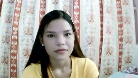 Snapshot of sweet01pinay chatting on May 2026 05:05:02 AM sweet01pinay online show from May 2026 05:05:02 AM