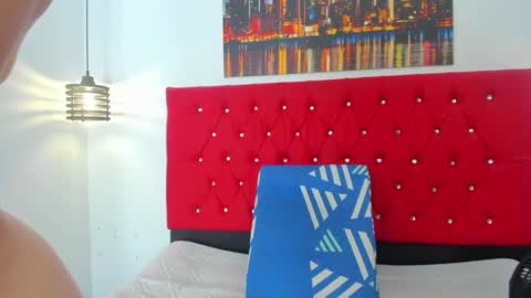 Carolina online show from December 2025 05:07:02 PM