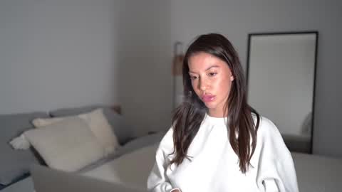 Dorothea online show from October 2025 08:30:02 PM