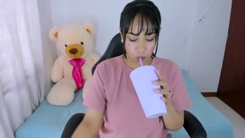 Stephanie online show from January 2025 05:58:01 PM