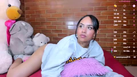 Stephanie online show from February 2025 03:58:01 PM