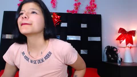 Snapshot of sweet_anto_ chatting on December 2024 04:57:01 PM antonella online show from December 2024 04:57:01 PM