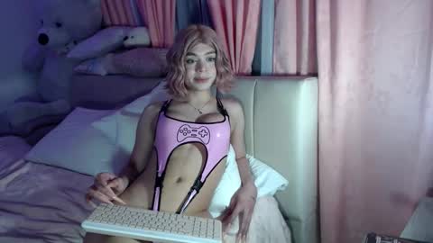 SWEET online show from September 2025 12:21:02 AM