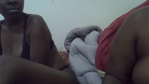 Queen online show from March 2026 07:38:01 PM