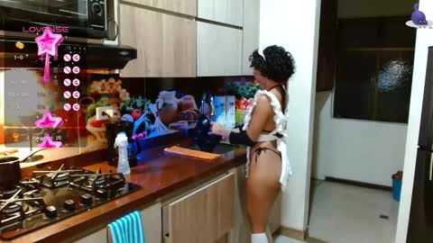 Snapshot of sweet_bluee chatting on February 2026 12:18:02 AM Tutti online show from February 2026 12:18:02 AM