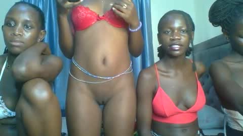 Camila online show from December 2025 10:22:02 AM