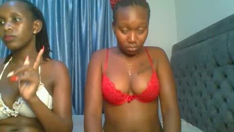 Camila online show from December 2025 11:24:02 PM