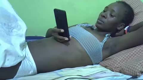 sweet_candie01 online show from December 2025 11:37:01 AM