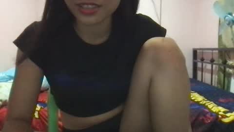 Snapshot of sweet_chantalle chatting on February 2025 11:30:01 AM sweet_chantalle online show from February 2025 11:30:01 AM