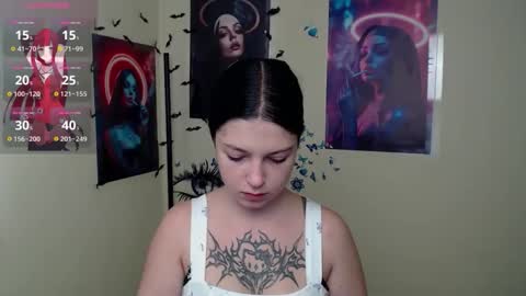 Ivy online show from October 2025 12:01:02 PM