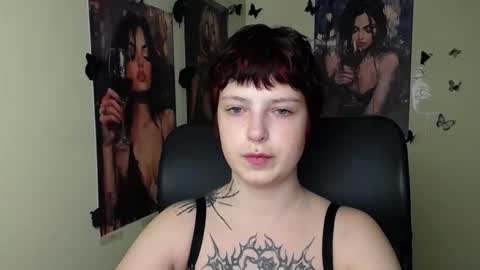 Snapshot of sweet_cherryg chatting on June 2026 06:03:02 AM Ivy online show from June 2026 06:03:02 AM