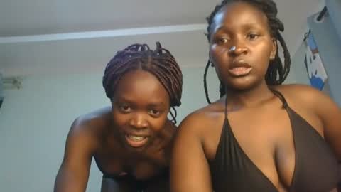 Snapshot of sweet_cupcake1 chatting on June 2026 01:14:01 PM Cupcake online show from June 2026 01:14:01 PM
