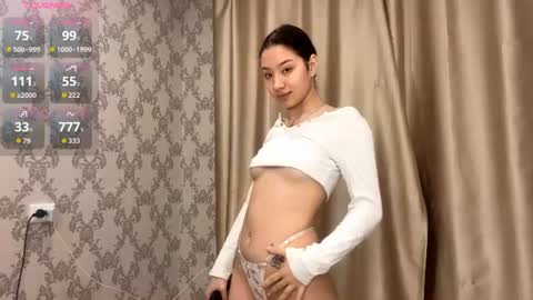 Snapshot of sweet_ember chatting on June 2026 03:29:02 AM Hot heart Kely online show from June 2026 03:29:02 AM