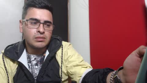 sweet_fantasy_couple online show from January 2025 01:27:01 AM