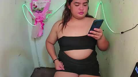 sweet_frex123 online show from October 2025 03:12:02 PM